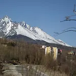 S 2 Balkonmi Pri Lese Horny Smokovec Vysoke Tatry